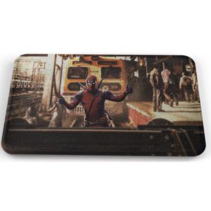 Tapete Marvel Deadpool Estación De Tren Baño Lavable 40x60cm